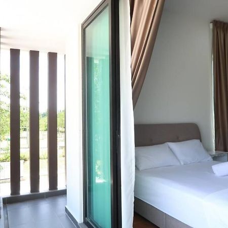 PROMO Private luxurious Nilai Vacation Home Extérieur photo