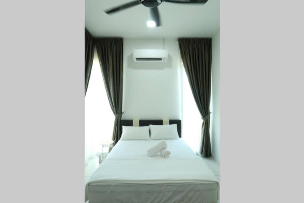 PROMO Private luxurious Nilai Vacation Home Extérieur photo