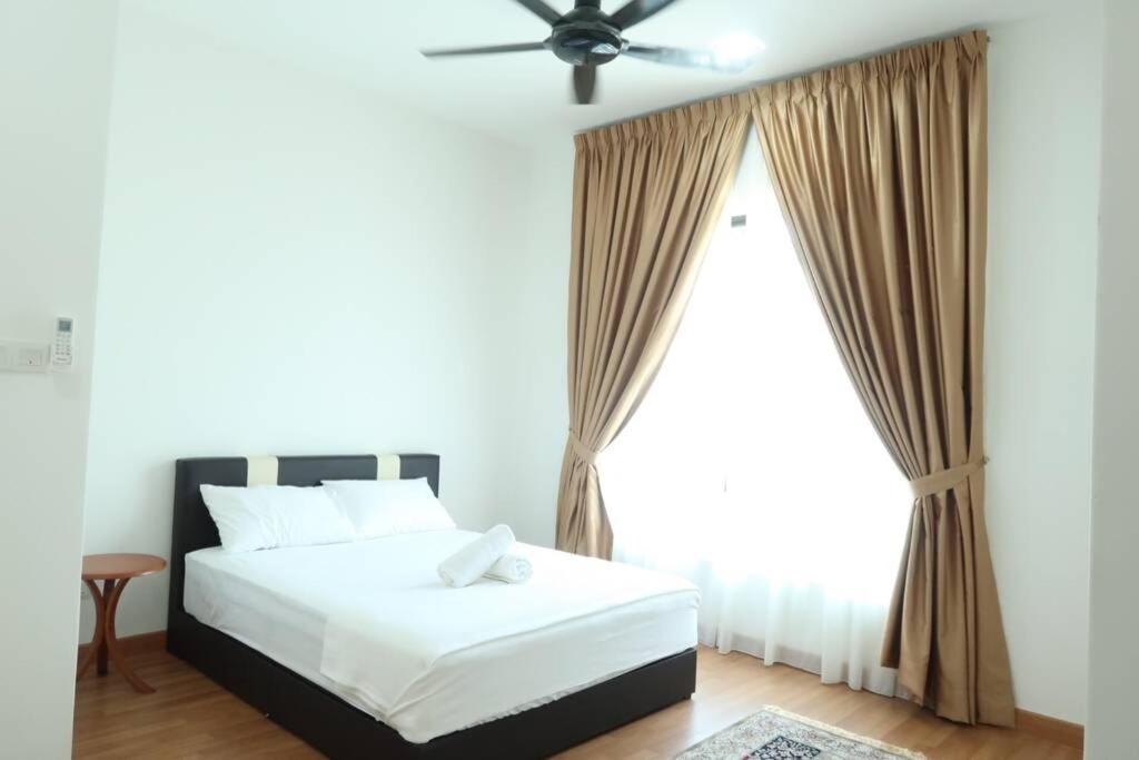 PROMO Private luxurious Nilai Vacation Home Extérieur photo